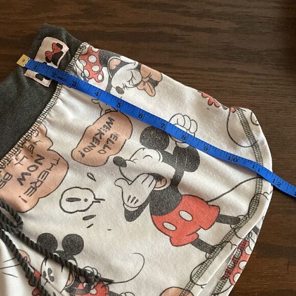 Disney PJ Shorts Woman’s Size L - Picture 5 of 7